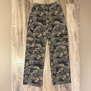 Adika Women's Camouflage Cargo Jeans
